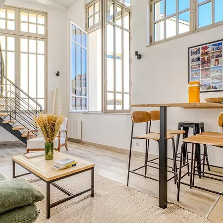 Duplex Style Art Deco Centre Trouville-sur-Mer