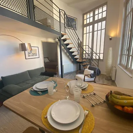 Duplex Style Art Deco Centre Trouville-sur-Mer